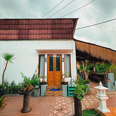 Penida Hills Hostel Batununggul Exterior photo
